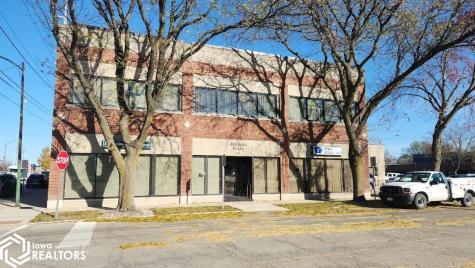 202 1st Street SE Mason City IA 50401