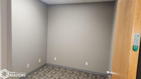 202 1st Street SE Mason City IA 50401