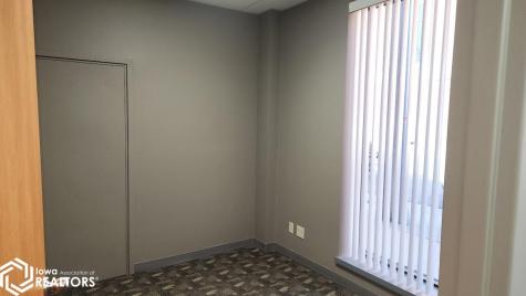 202 1st Street SE Mason City IA 50401