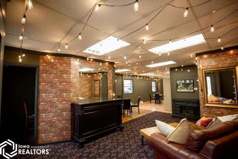 4 E Call Street Algona IA 50511