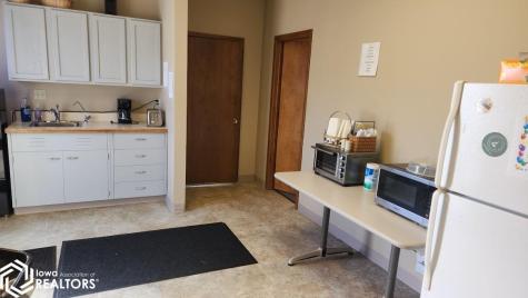 1408 & 1410 6th Street SW Mason City IA 50401