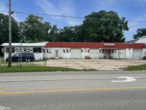 2120 Washington Avenue Iowa Falls IA 50126