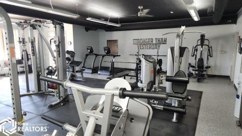 808 4th Street NE Hampton IA 50441