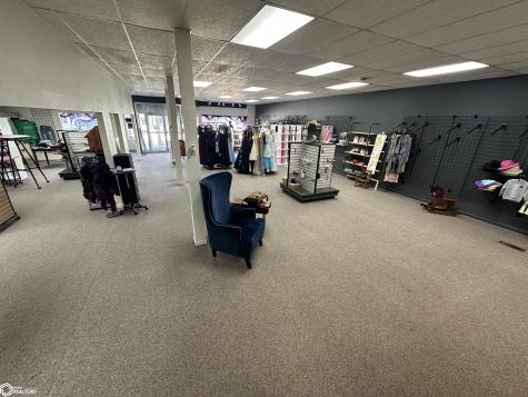 220 E Main Street Belmond IA 50421