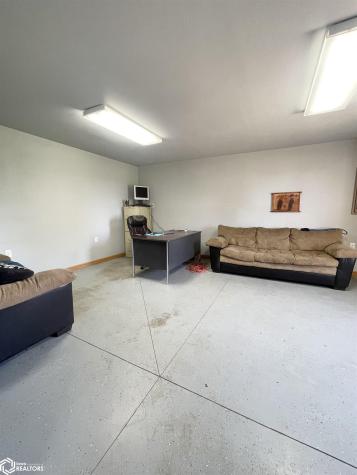 1807 325th Street Forest City IA 50436