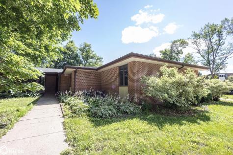 1020 Buddy Holly Place Clear Lake IA 50428