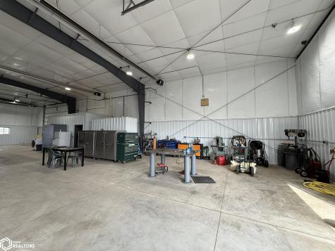 3415 9th SW Mason City IA 50401