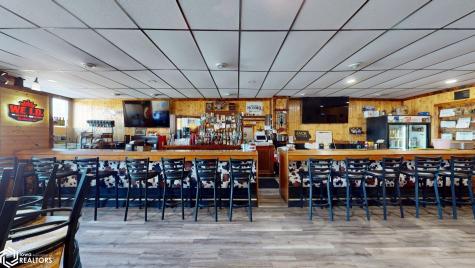 129 W Main Avenue Rockford IA 50468