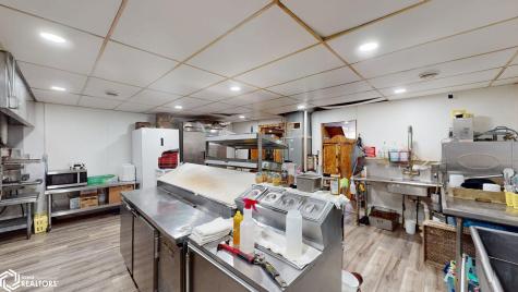 129 W Main Avenue Rockford IA 50468