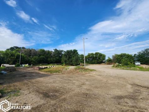 708-712 S Jefferson Mason City IA 50401
