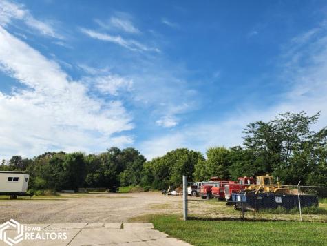708-712 S Jefferson Mason City IA 50401