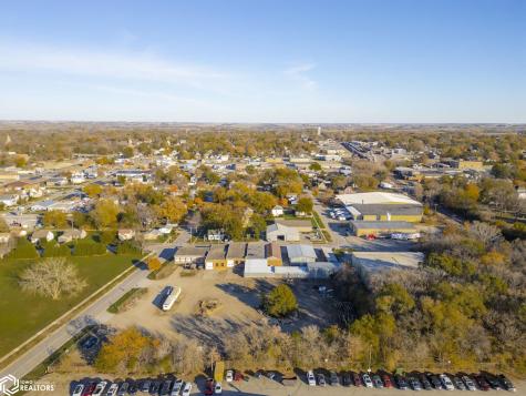 708-712 S Jefferson Mason City IA 50401