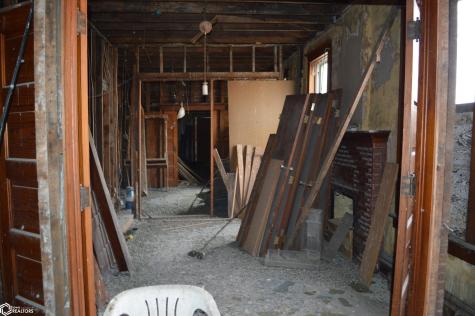 113 N 2nd Street Greene IA 50636