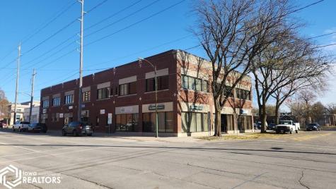 202 1st Street SE Mason City IA 50401