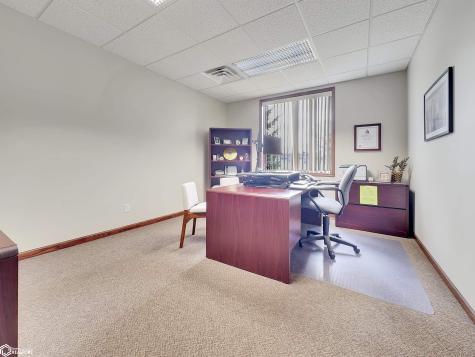 808 4th Street NE Hampton IA 50441