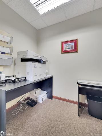 808 4th Street NE Hampton IA 50441