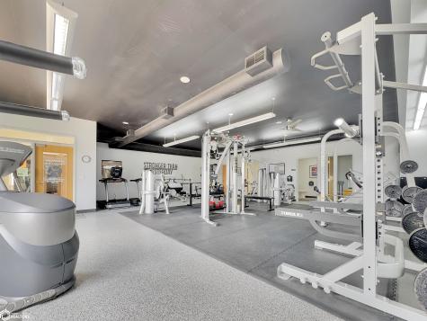 808 4th Street NE Hampton IA 50441