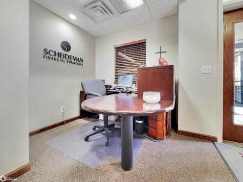 808 4th Street NE Hampton IA 50441