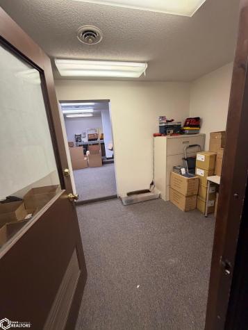 120 9th Street SW Clarion IA 50525
