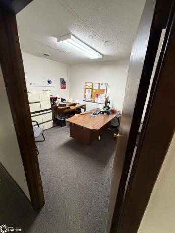 120 9th Street SW Clarion IA 50525