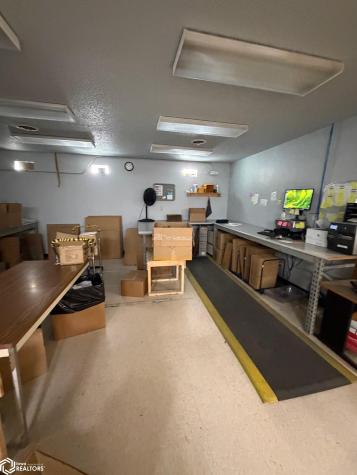 120 9th Street SW Clarion IA 50525