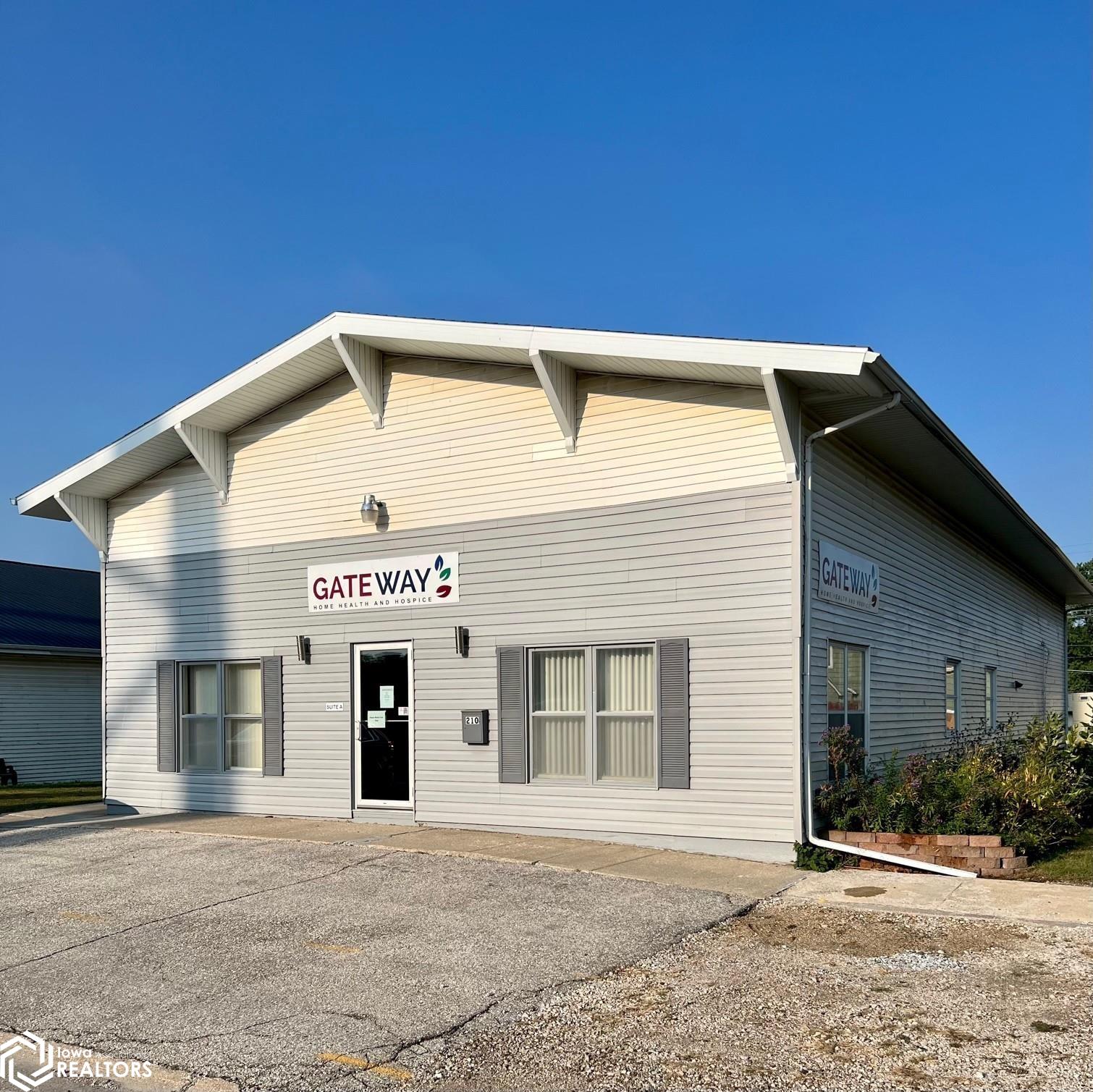 210 1st Street SW Clarion IA 50525