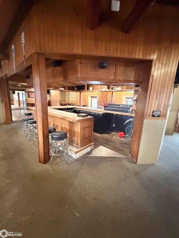 125 1st Street SE Mason City IA 50401