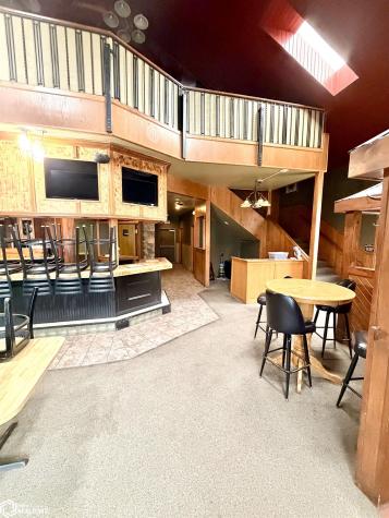 125 1st Street SE Mason City IA 50401