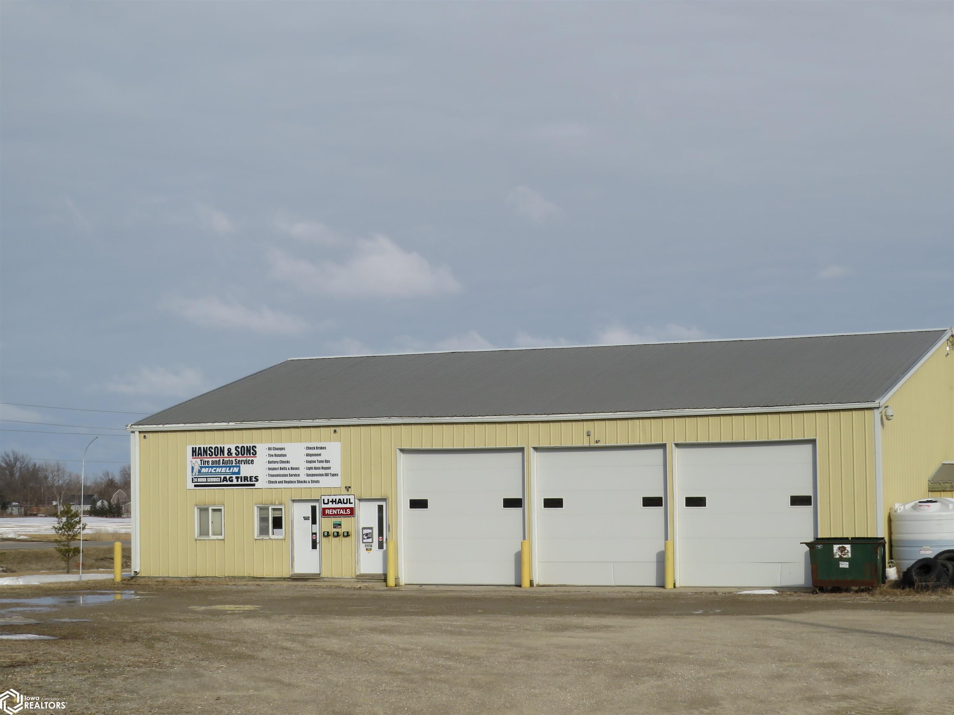 1291 Olive Avenue Hampton IA 50441