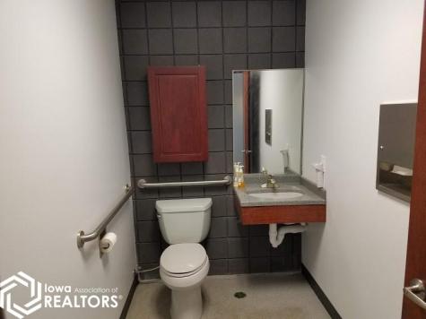 524 Village Green Drive Mason City IA 50401