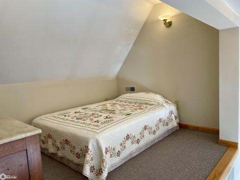 414 E Lake Street Ventura IA 50482