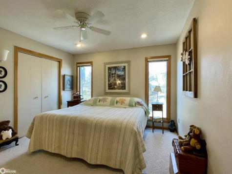 414 E Lake Street Ventura IA 50482