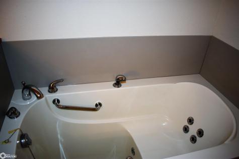 412 Polk Street Iowa Falls IA 50126