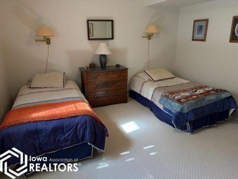 1617 N 8th Street Clear Lake IA 50428