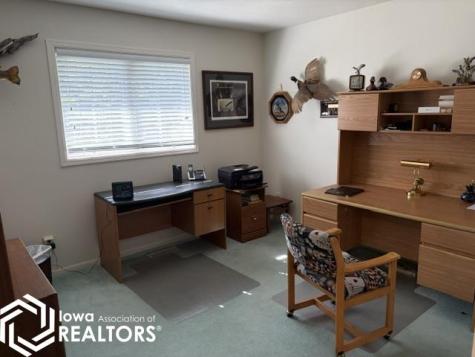 1617 N 8th Street Clear Lake IA 50428