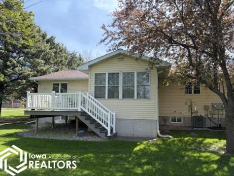 1617 N 8th Street Clear Lake IA 50428