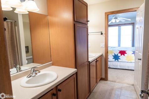 401 S Main Street Ventura IA 50482
