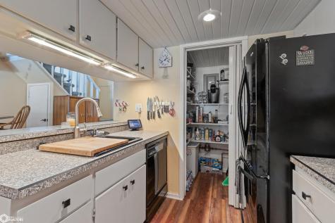2700 N Shore Drive Clear Lake IA 50428