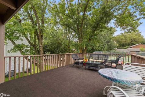 2700 N Shore Drive Clear Lake IA 50428