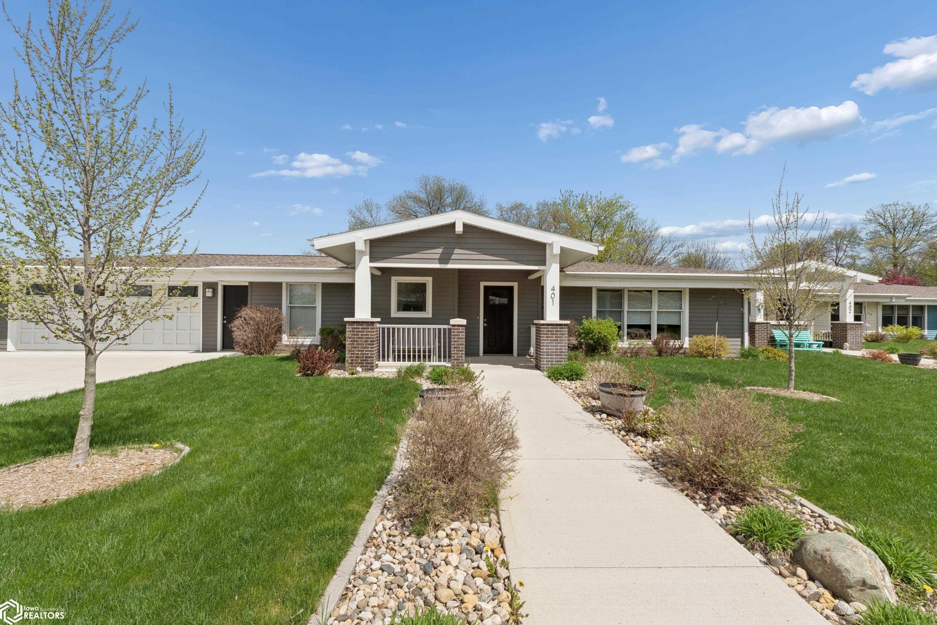 401 Oak Hill Court Clear Lake IA 50428