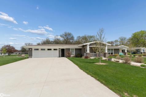 401 Oak Hill Court Clear Lake IA 50428