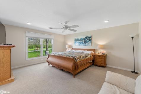 401 Oak Hill Court Clear Lake IA 50428