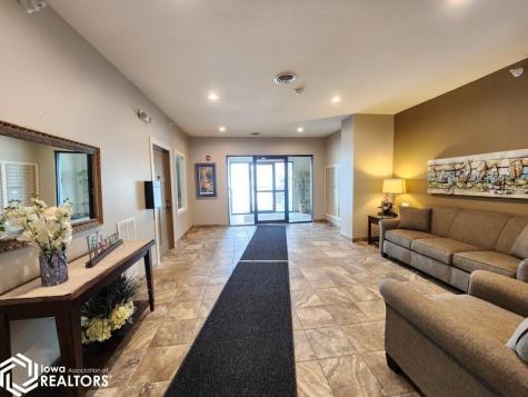 809 7th Avenue N #311 Clear Lake IA 50428