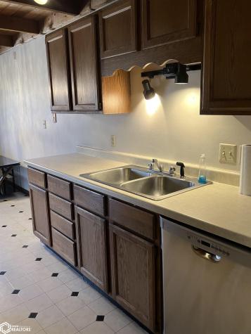 2110 14th Avenue N Clear Lake IA 50428