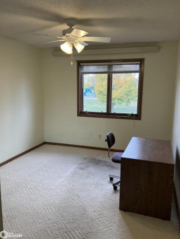 2110 14th Avenue N Clear Lake IA 50428