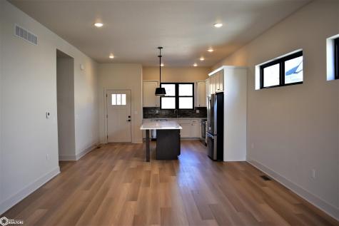 2358 River Road Iowa Falls IA 50126