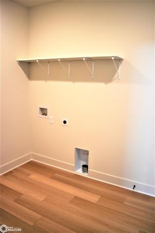 2358 River Road Iowa Falls IA 50126