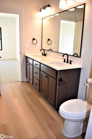 2358 River Road Iowa Falls IA 50126