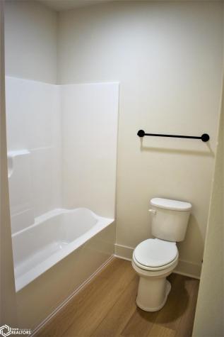 2358 River Road Iowa Falls IA 50126