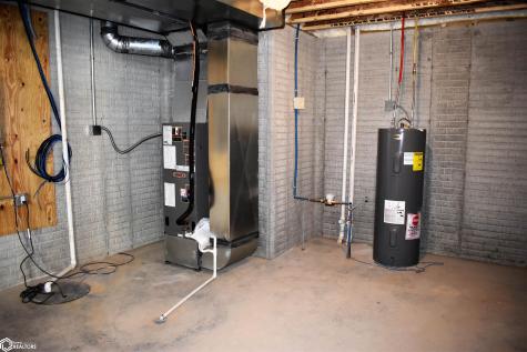 2358 River Road Iowa Falls IA 50126